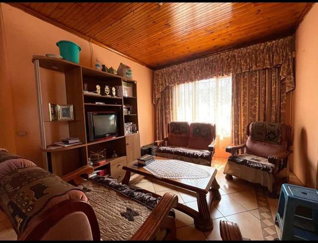 3 BEDROOM HOUSE FOR SALE IN GLENWOOD